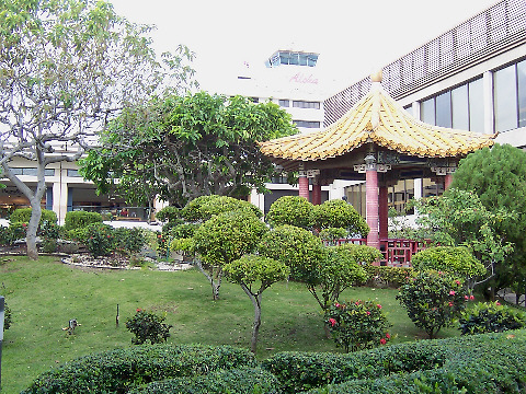 Honolulu Airport Japanese Garden